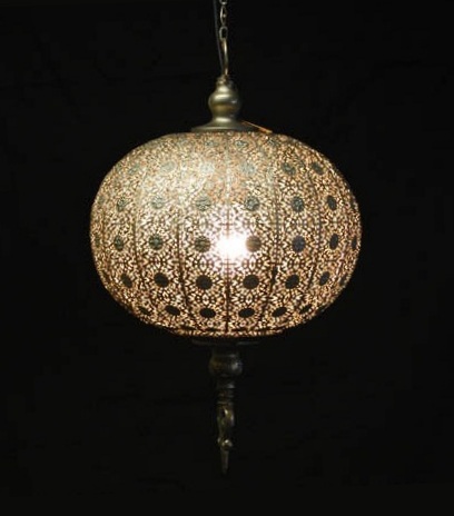 Www.gardsromantik.se lampa gripsholm stor antiksilver färg ...