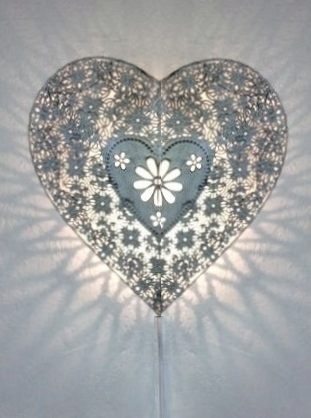 Www.gardsromantik.se vägglampa hjärtlampa lampa hjärta vit ...