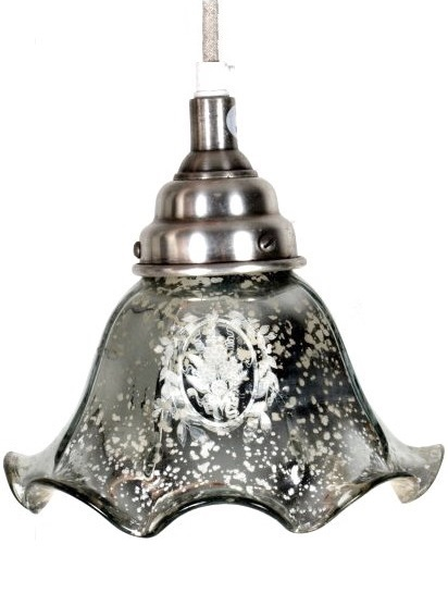 Www.gardsromantik.se lampa fattigmanssilver tygsladd klockad ...
